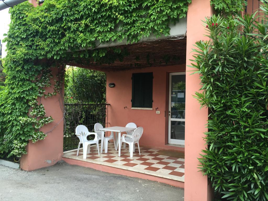 Appartamenti Maricampo By Helloelba Marina di Campo Bagian luar foto