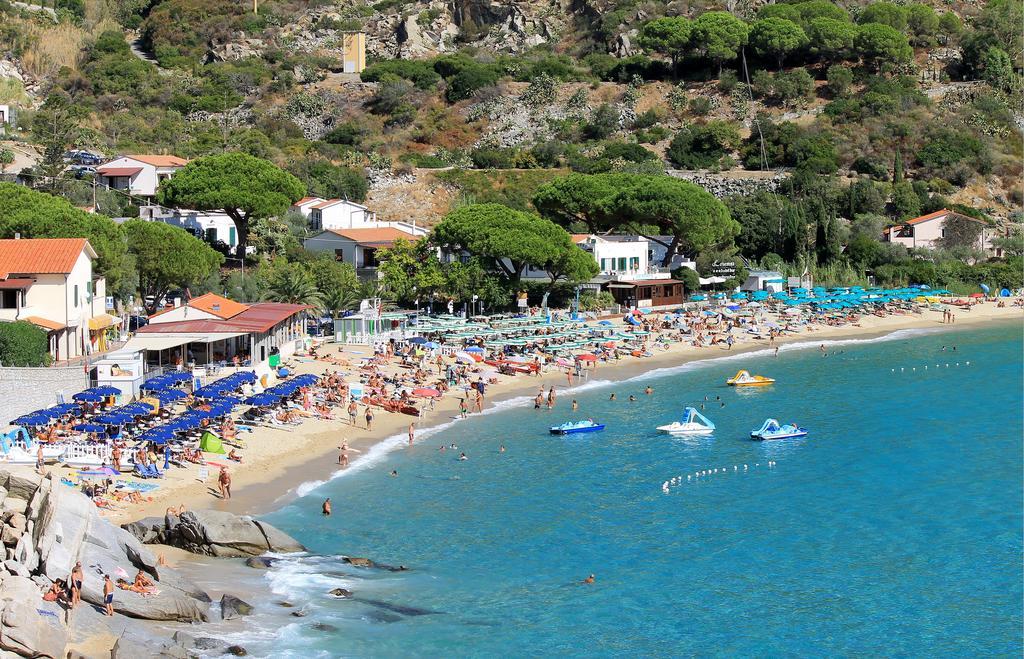 Appartamenti Maricampo By Helloelba Marina di Campo Bagian luar foto
