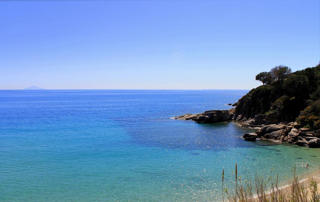 Appartamenti Maricampo By Helloelba Marina di Campo Bagian luar foto