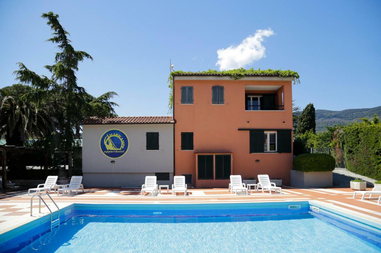 Appartamenti Maricampo By Helloelba Marina di Campo Bagian luar foto